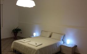 Peri Peri Holiday Home - Siracusa